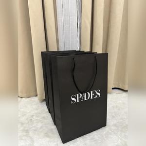 Spades Vellum 200 gsm Gift Bag in Black SPADES