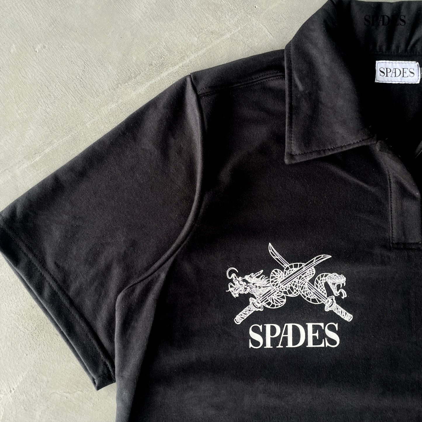 Velcro Apex  Polo Boxy Crop Black SPADES