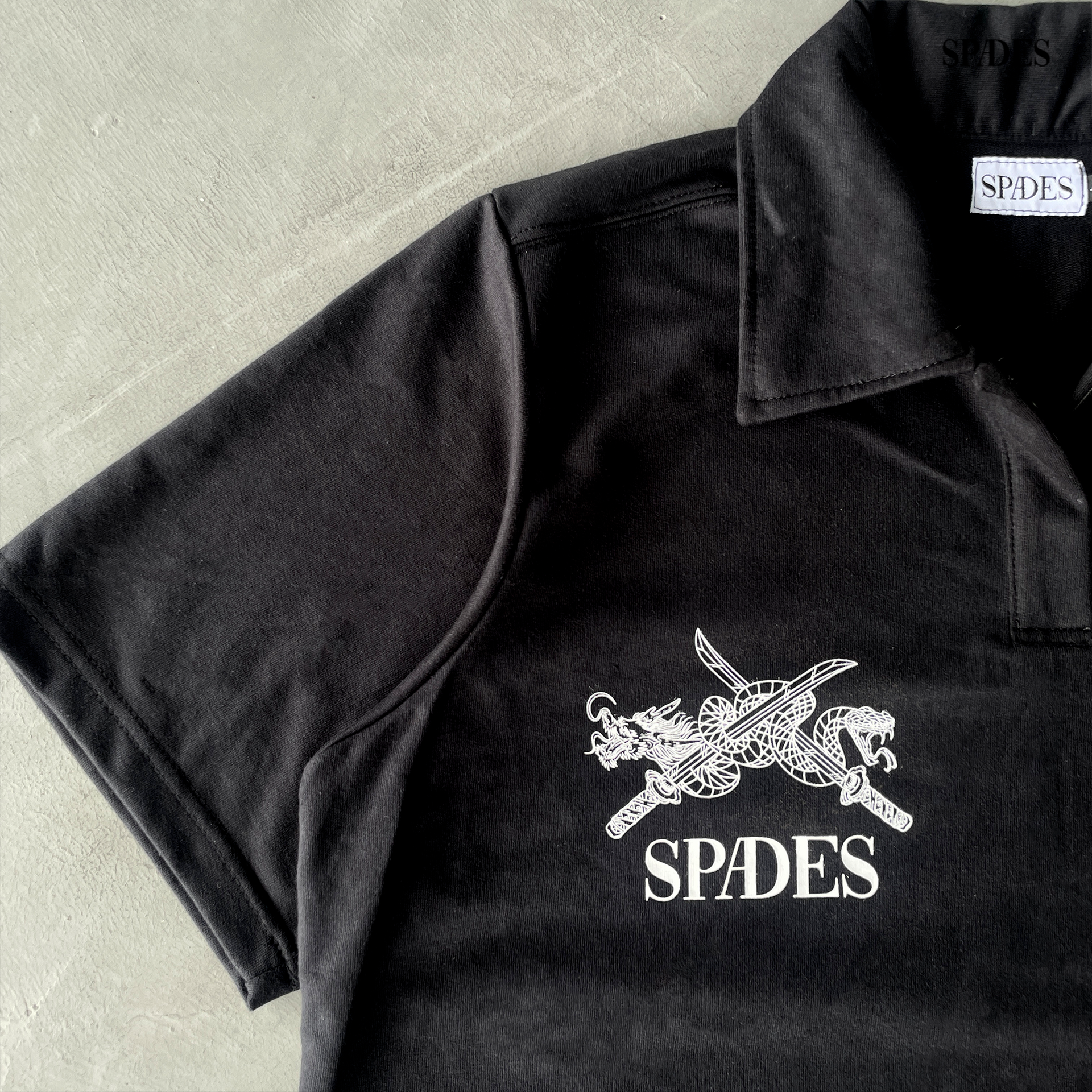 Velcro Apex  Polo Boxy Crop Black SPADES