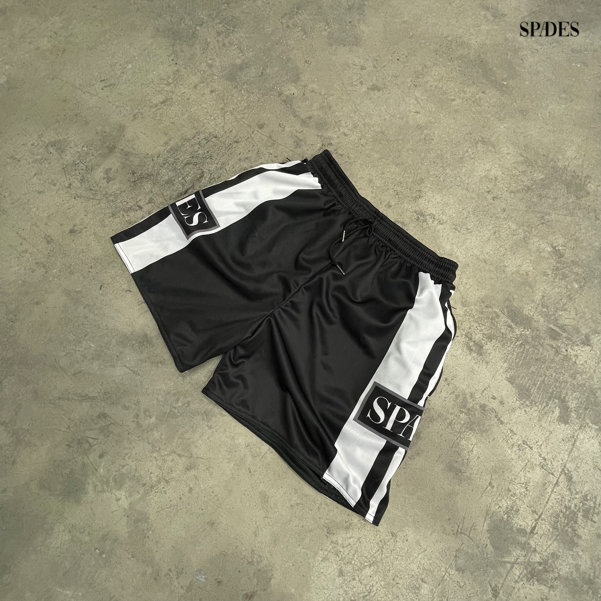 Off The Grid Black Mesh Shorts SPADES