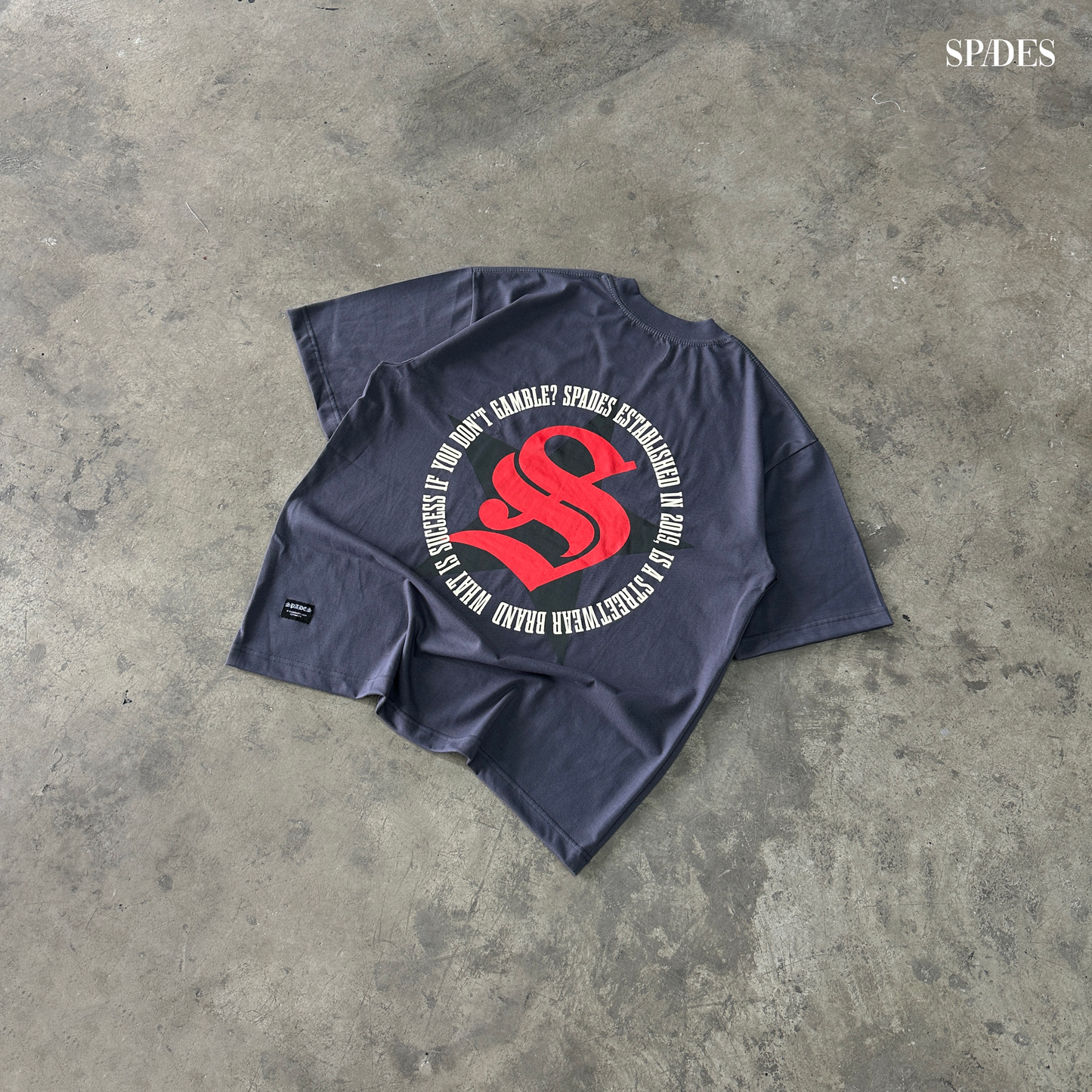 Grit Circle Signature Box Tee Gray SPADES