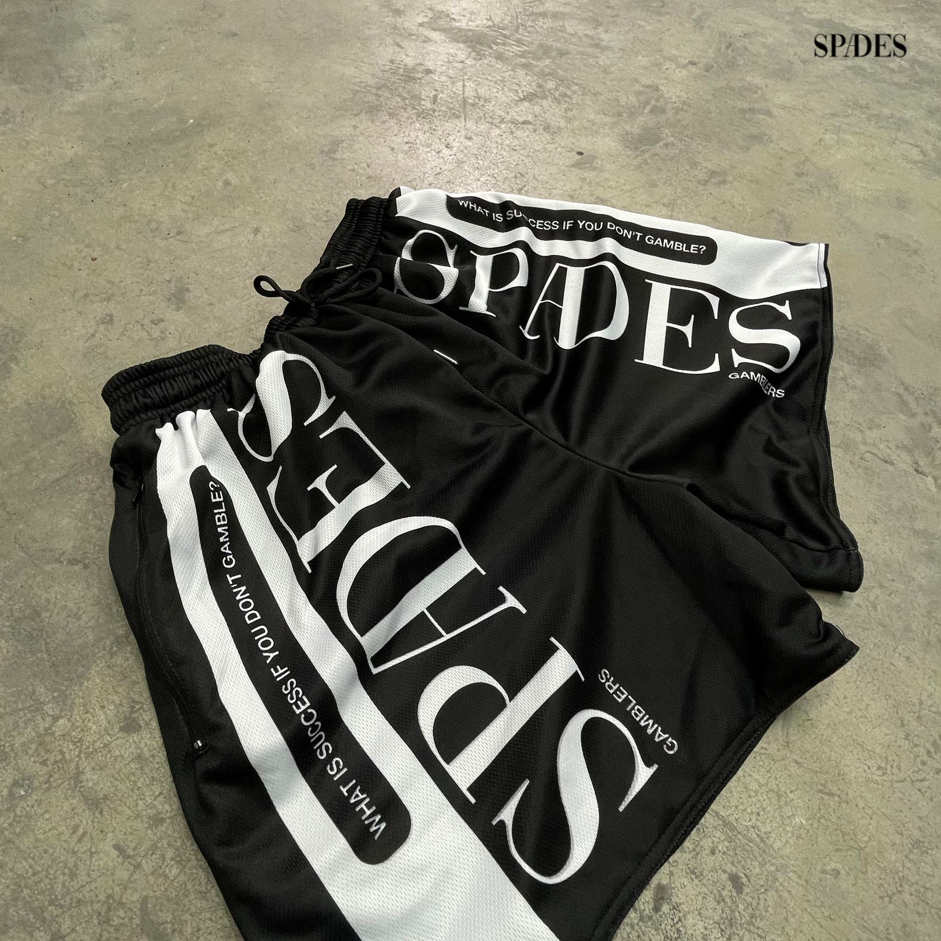 Black Line Hustle Mesh Shorts SPADES